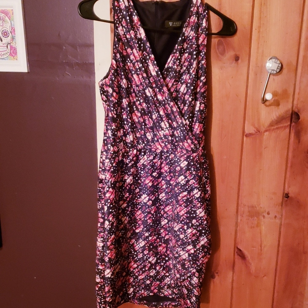 Guess fitted dress sz 6 NWOT